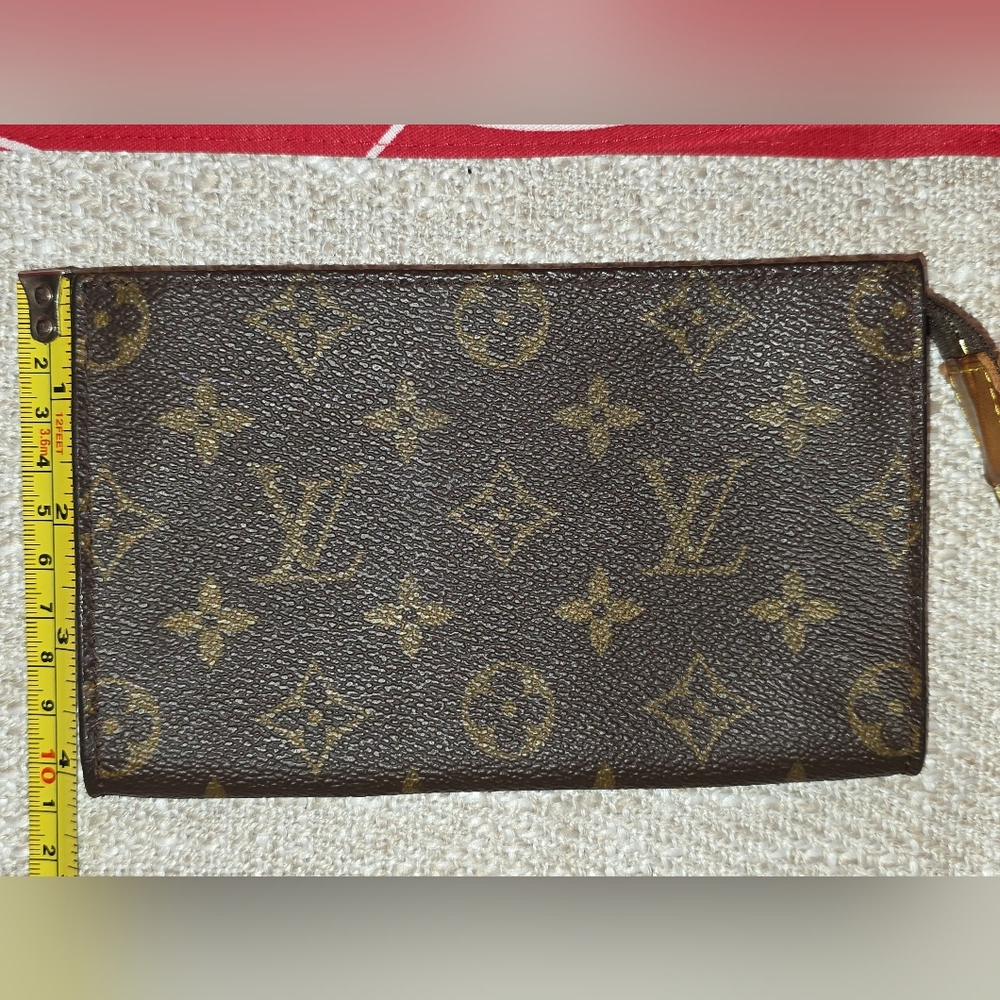Pre-owned Louis Vuitton Monogram Pouch/Wristlet - Picture 14 of 16